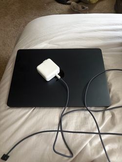 Apple MacBook Laptop Space Black with Charger