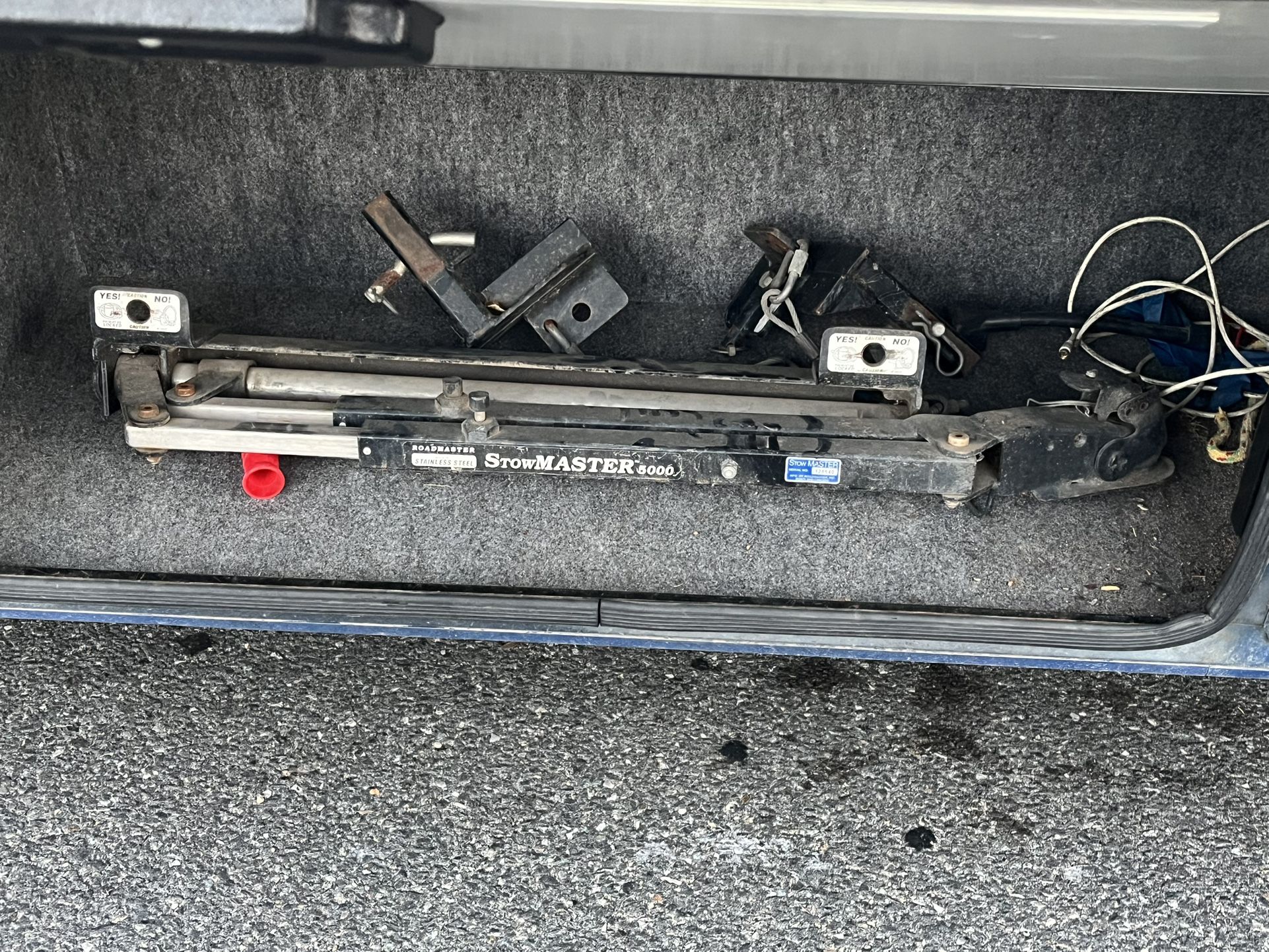 Stowmaster For Towing A Vehicle