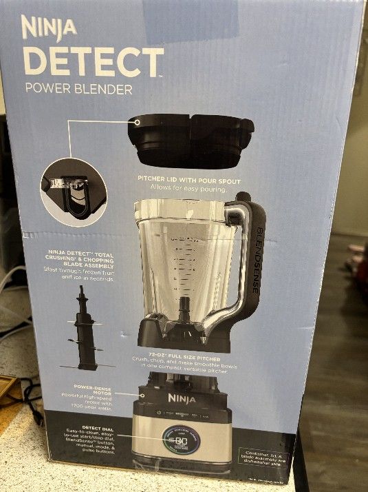 NINJA BLENDER (Brand New)