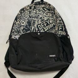 "Defy the Storm” Fortnite Backpack