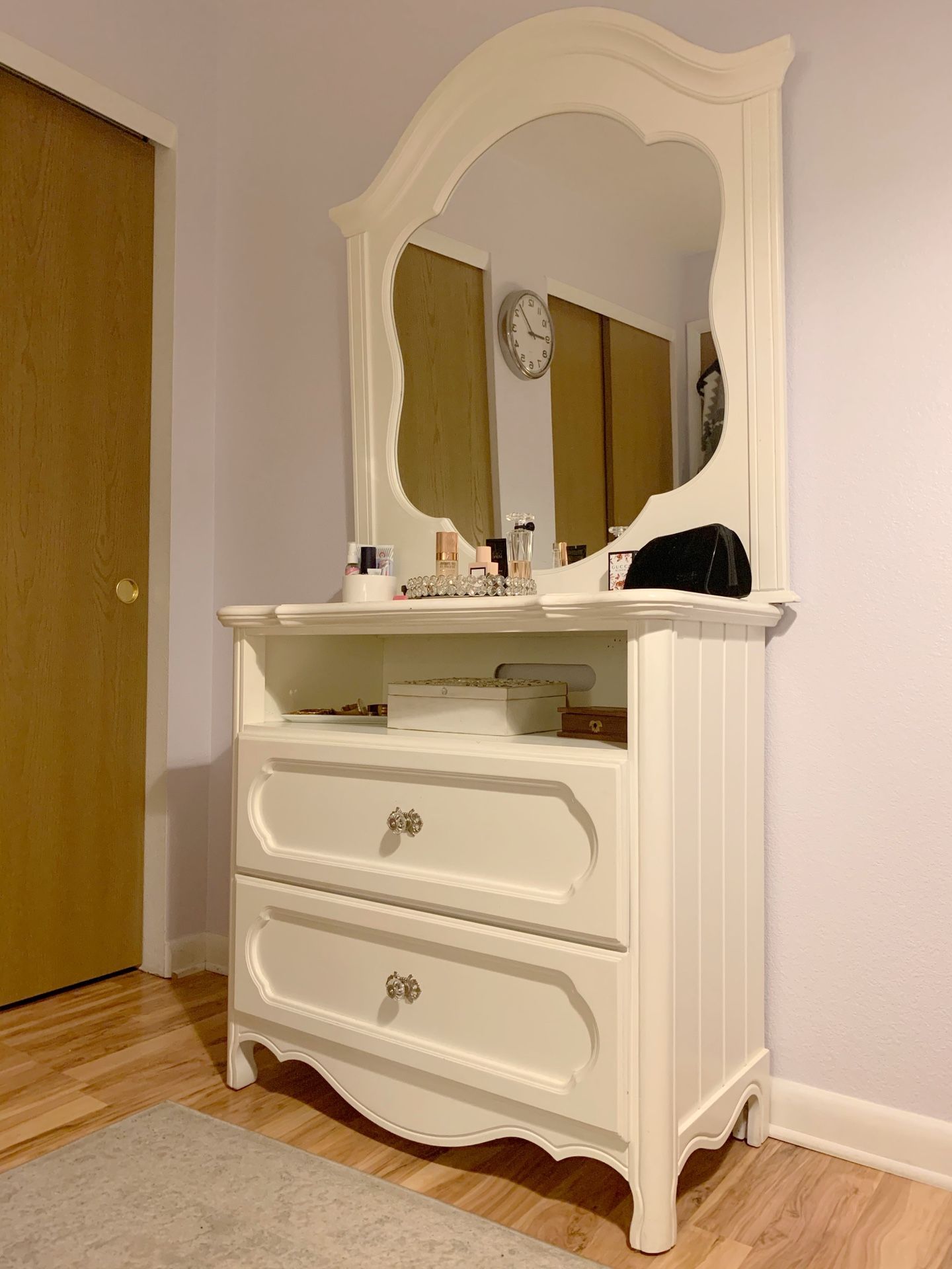 Girl’s Dresser/Drawers, and Mirror