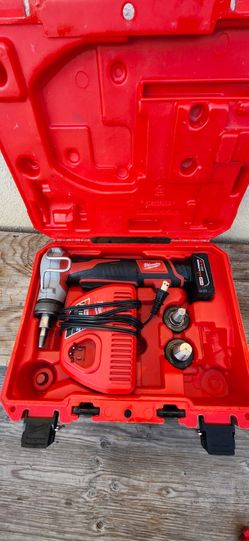 Pex expander m12 tool battery 4ah Charger