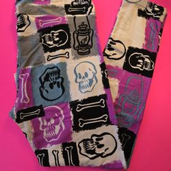 LulaRoe Halloween Leggings Size TC. Skull & Bone Design