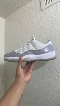 Jordan 11 low cement grey size 11