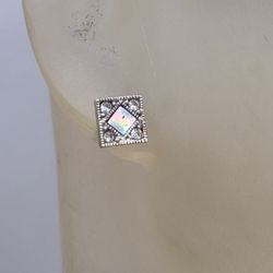 Vintage mother of pearl art Deco earring