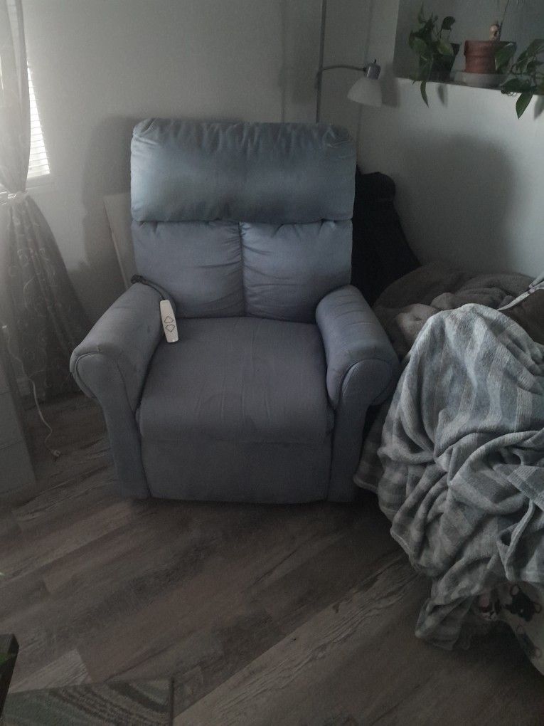 Recliner Chair