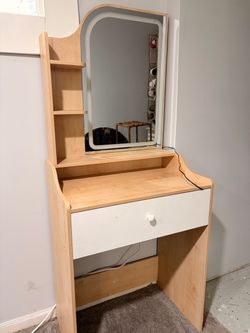 Vanity (bench included)