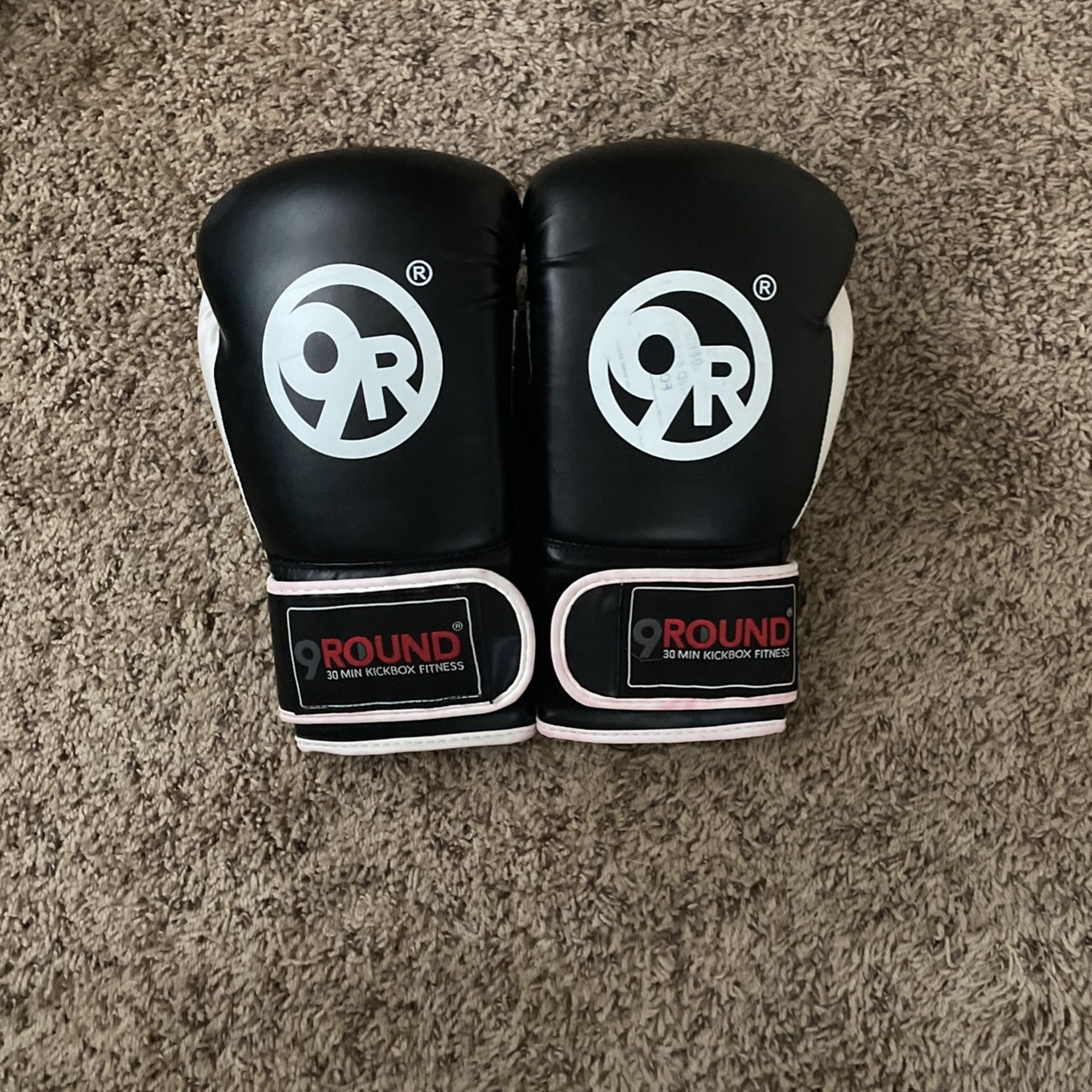 9Round Kickboxing Gloves, 10oz