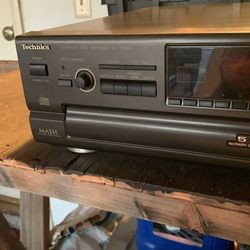 Technics 5 Disc Player