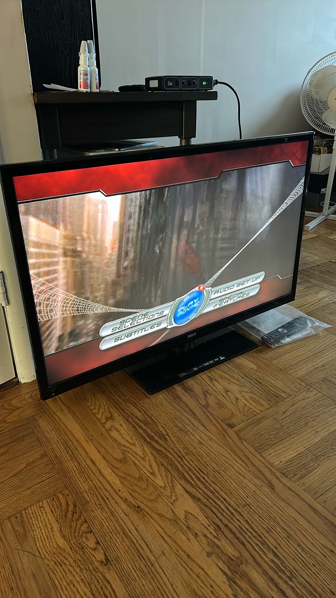 42 Inch LED TV With Built In DVD Player - $10 Works