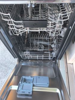 GE profile dishwasher 18 in wide