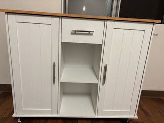 Kitchen Island on Wheels
