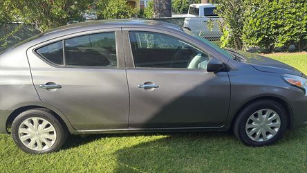 Nissan Versa