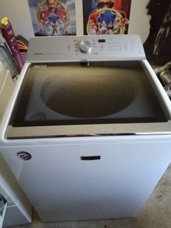 2 Yr Old Maytag White Top Load Oversized Capacity Washer He