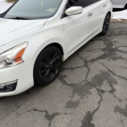 2015 Nissan Altima SV