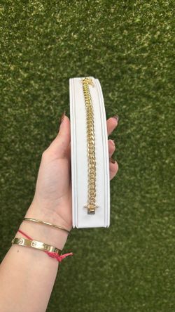 10kt solid Cuban link bracelet
