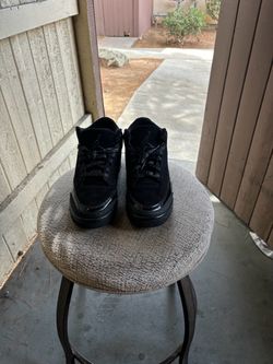 Black Cat Jordan 3 size 9