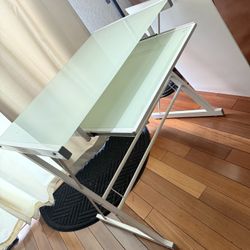 Glass Table w Pull Out Tray