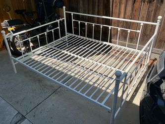 Queen Sized Bedframe