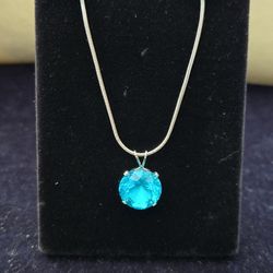 Pariba Tourmaline  Pendant And Earrings ( Sim)