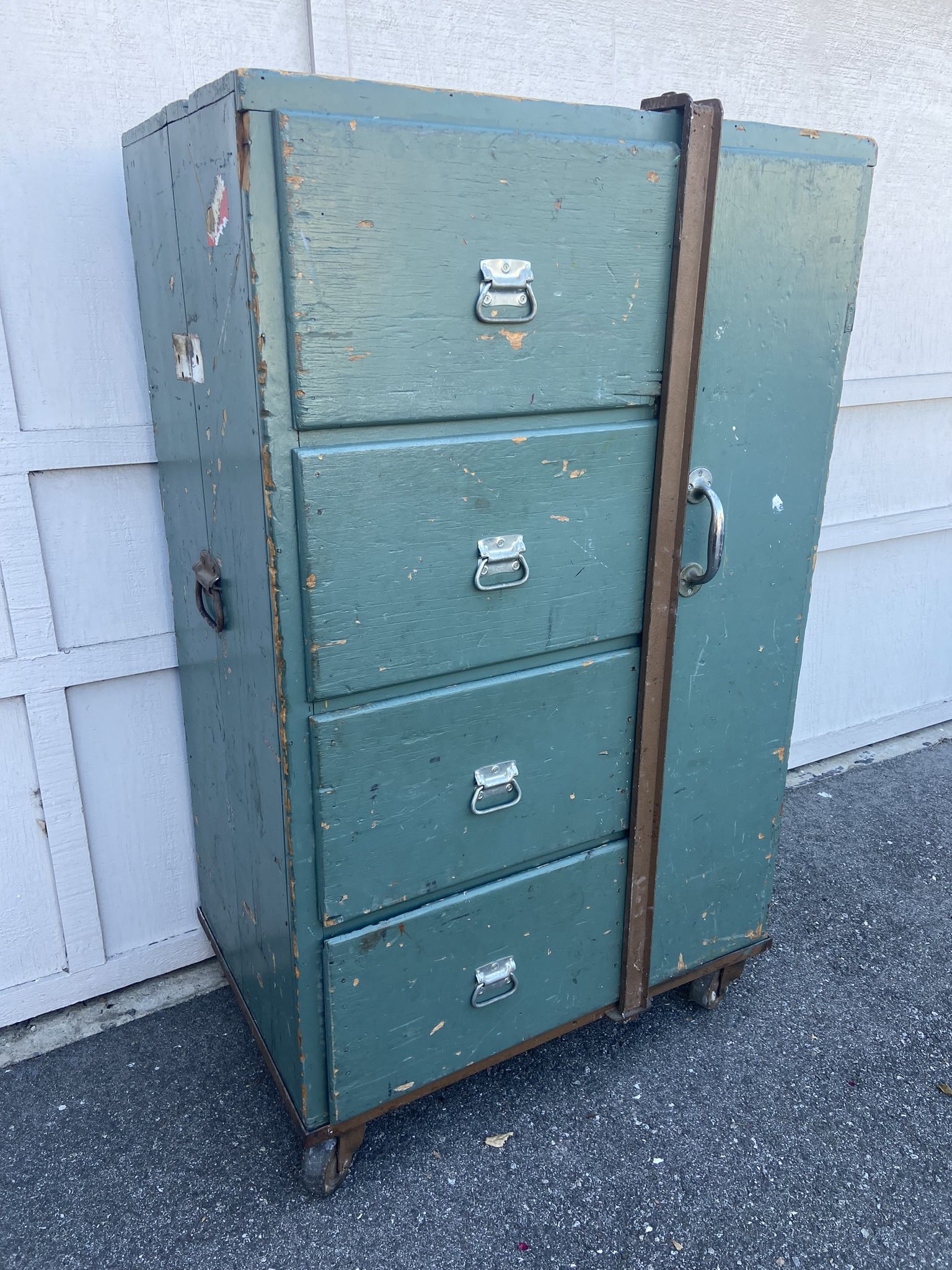 Vintage Storage Chest Of Drawers / Closet On Casters 