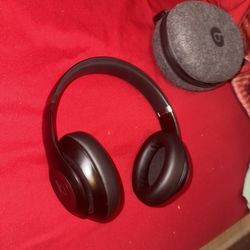 Beats Pro