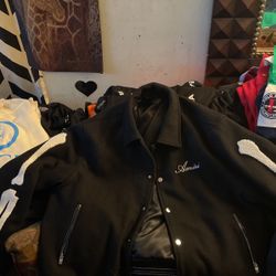 Xl Designer Jacket Price to sell fast no lowball