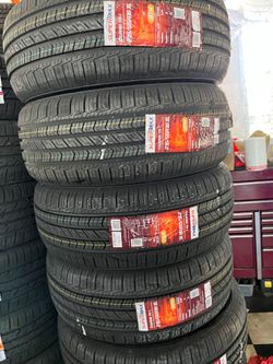 Vendo 215/55/R16 las 4 llantas nuevas Supermax por $290