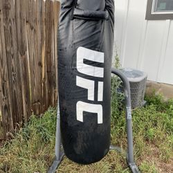 UFC Punching Bag With Everlast Stand