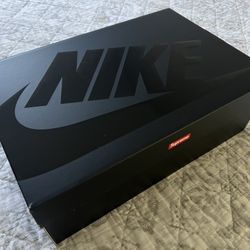 NIKE SUPREME SHOE BOX 