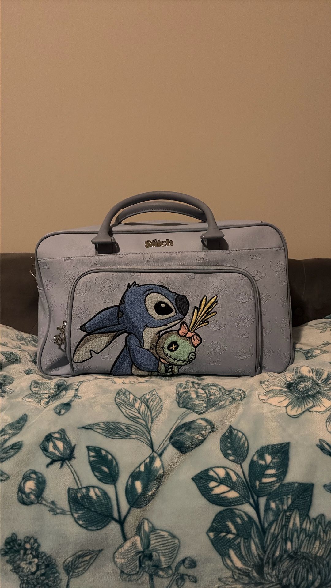 Stitch weekender bag