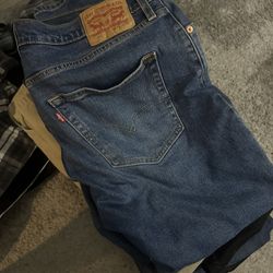 Men’s Levi Jeans/pants 36/32 And 34/32