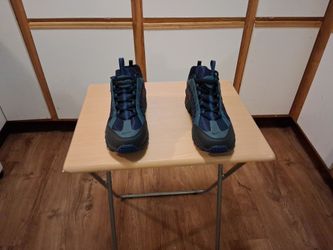 Men's Nike Air Humara size 7 black teal navy brand new