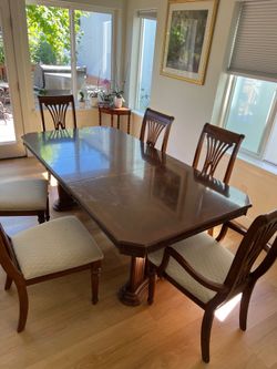 Dining Room Table Set – 6 Chairs