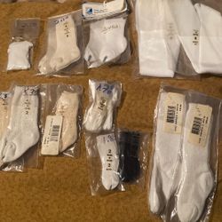 18 Pair Porcelain Doll Socks Various Sizes