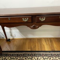 Hall Table Good used condition 