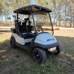 Golf cart Club Car Precedent Lithium!