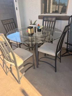 Indoor outdoor dinette set