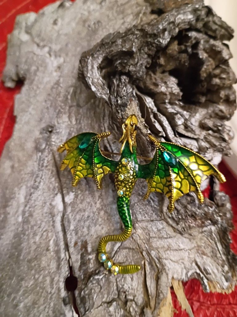 Jeweled Enamelled Dragon Pin/Pendant Green Gold