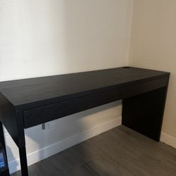 Ikea Micke Desk 