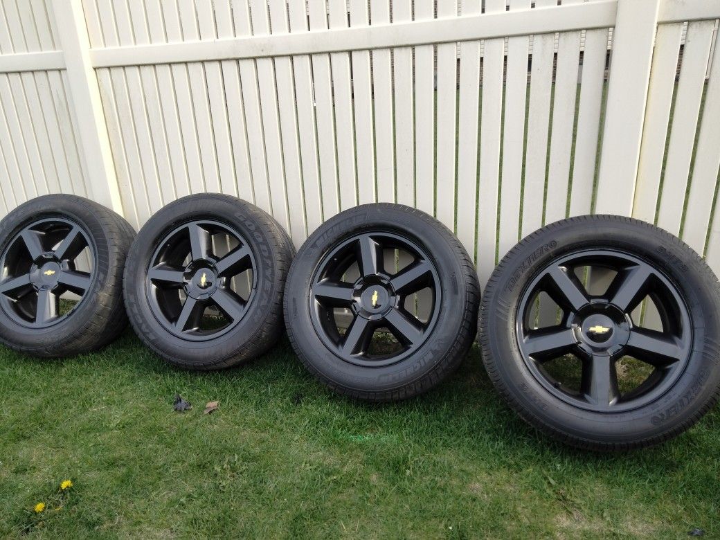Black LTZ Rims Size 20s 6 Lug Nuts for Sale in Orland Park, IL - OfferUp