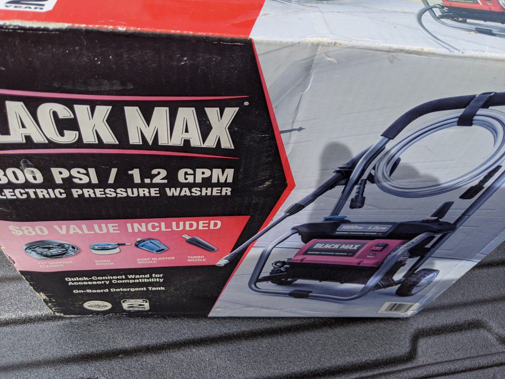 Black Max 1800 PSI 1.2 gm.n electric pressure washer