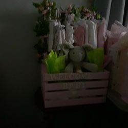 Baby Girl Closet For Baby Shower