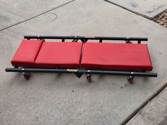Mechanic Creeper with Red Padded Cushion
