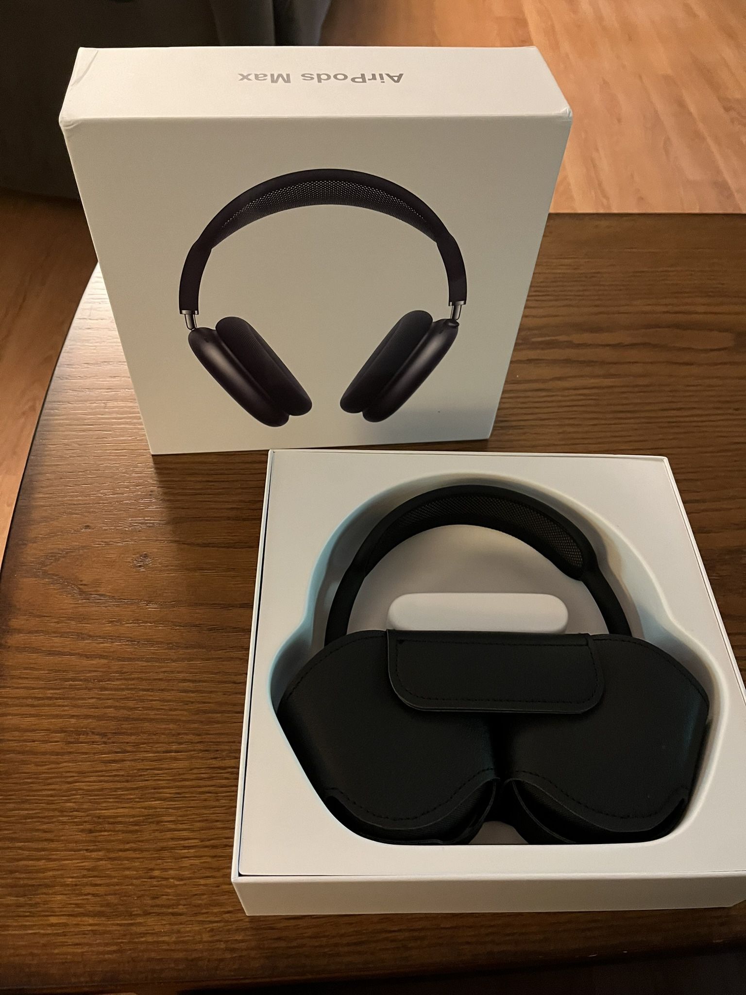 AirPod Maxes (BRAND NEW)