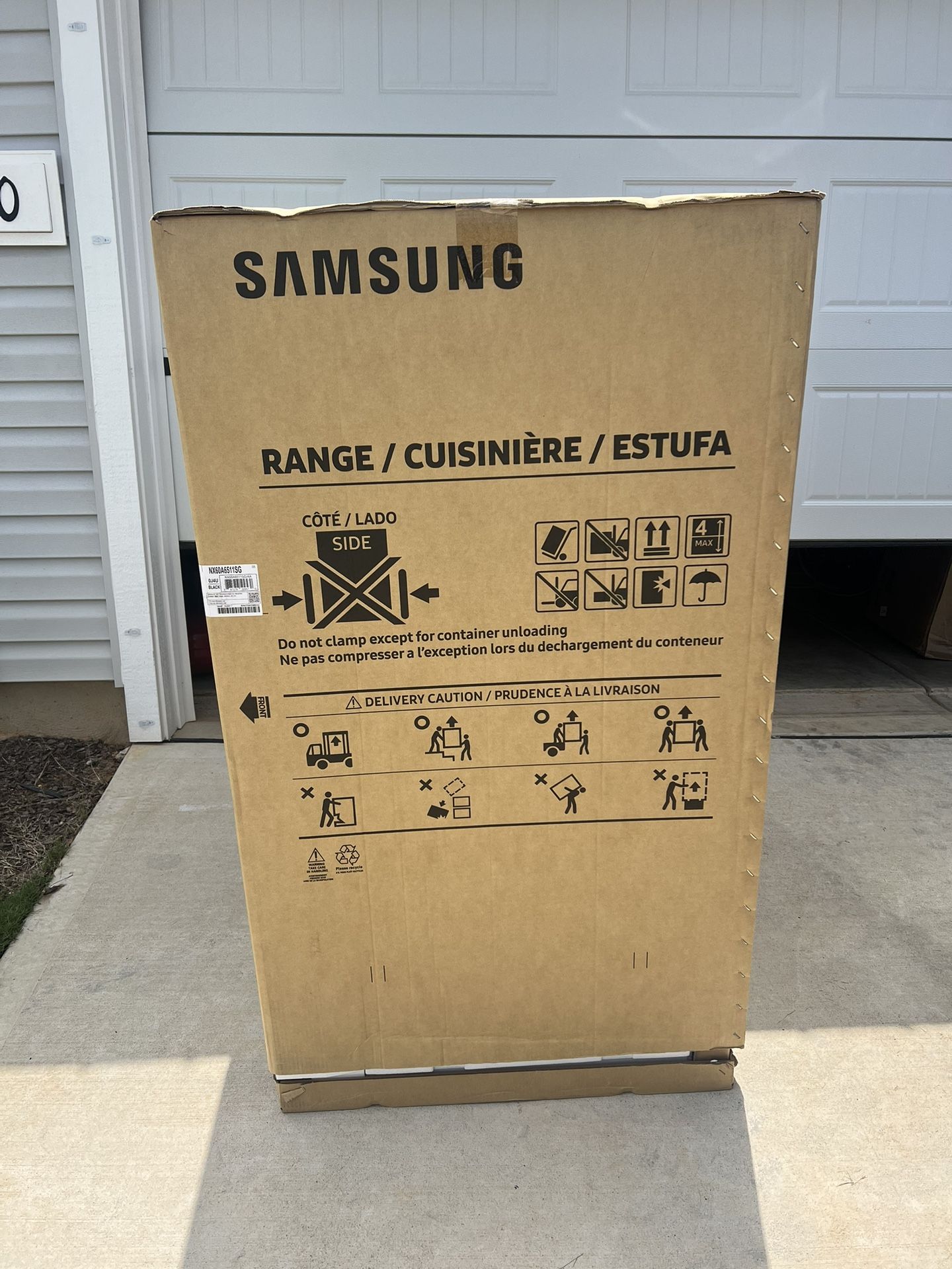 Samsung 30-in 5 burner 6.0-cu ft Air Fry Convection Oven Freestanding Natural Gas Range Black Steel