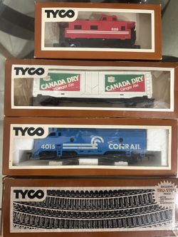 Antique TYCO Set Of 4