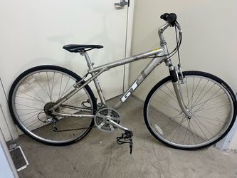 Medium gt hybrid bike