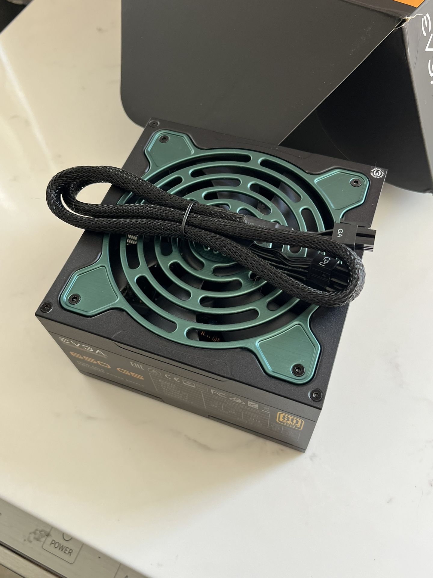 Gaming Pc 650watt Gold Power Supply