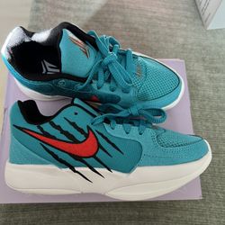 Nike Ja 2 SE “Scratch” Big Kids 1.5Y